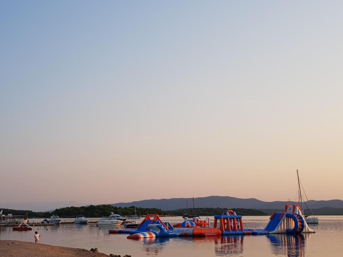 Luxury Apartments Skalinada Near Beaches, Tisno - Dalmatia 외부 사진